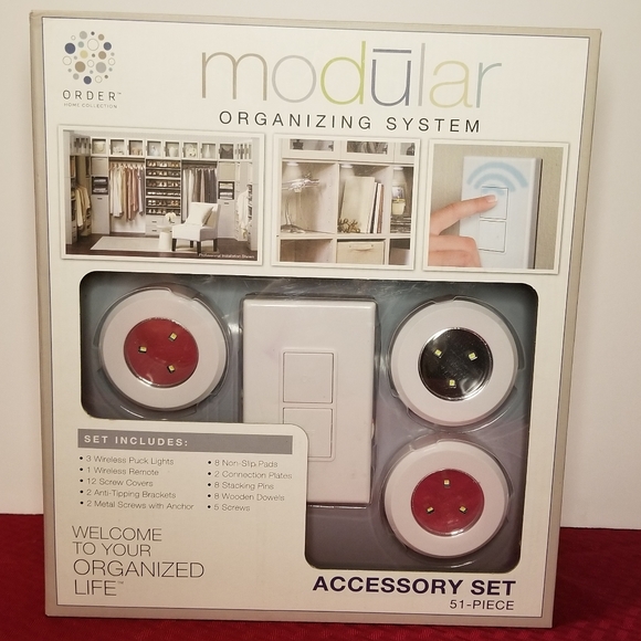 Two wireless puck light sets - Picture 4 of 7